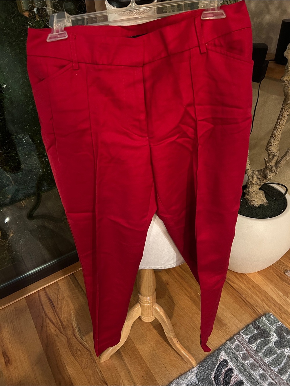 LAND N SEA . Like new! Bright Red Slim Trouser Pants 8